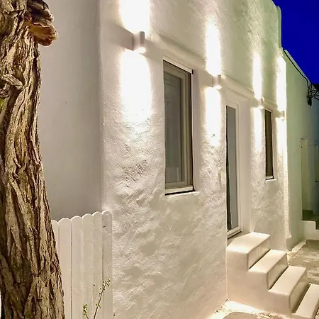 Villa Narkissos, 19Th Century Cycladic Stone House à Pera Gyalos Extérieur photo